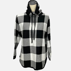 Adrienne Vittadini Pullover Turtle Neck Sweater Top Plaid Black White Small